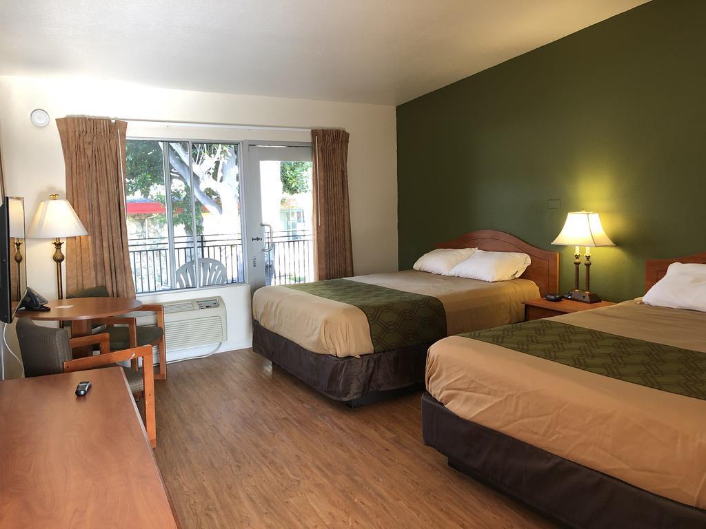 Econo Lodge Inn & Suites Oakland Airport Luaran gambar