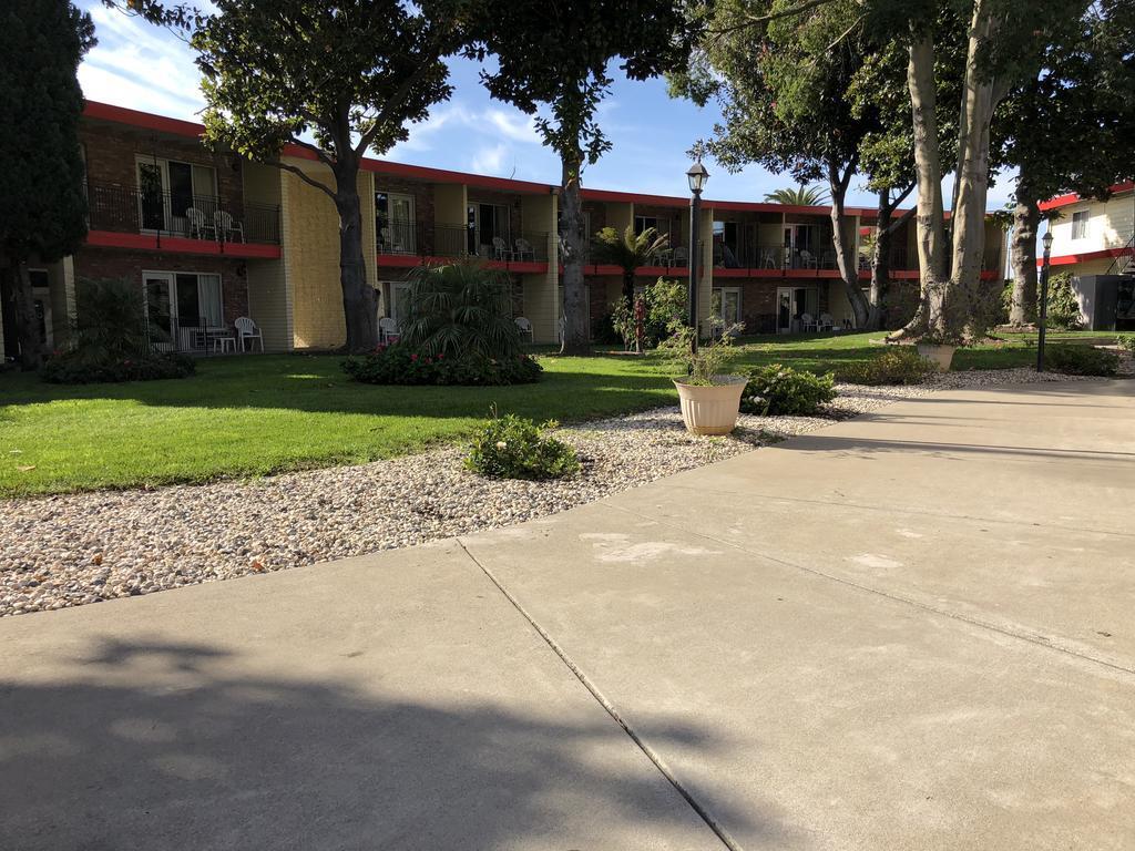 Econo Lodge Inn & Suites Oakland Airport Luaran gambar